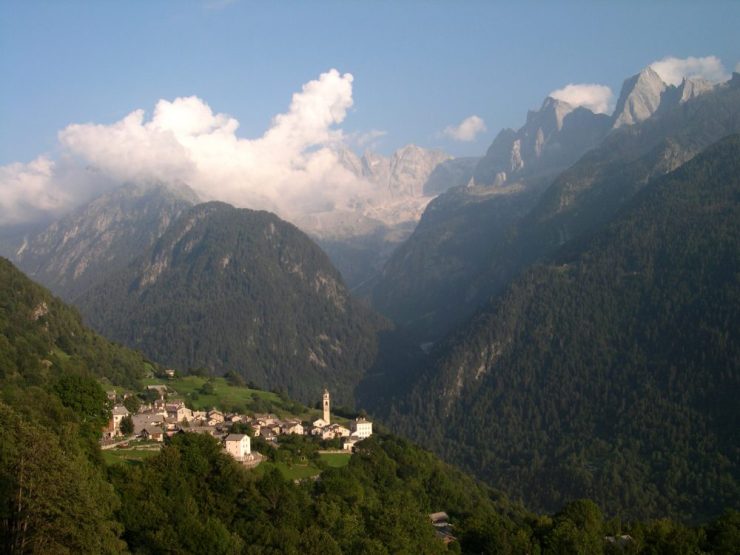 cropped-soglio-04a-078_edited5.jpg